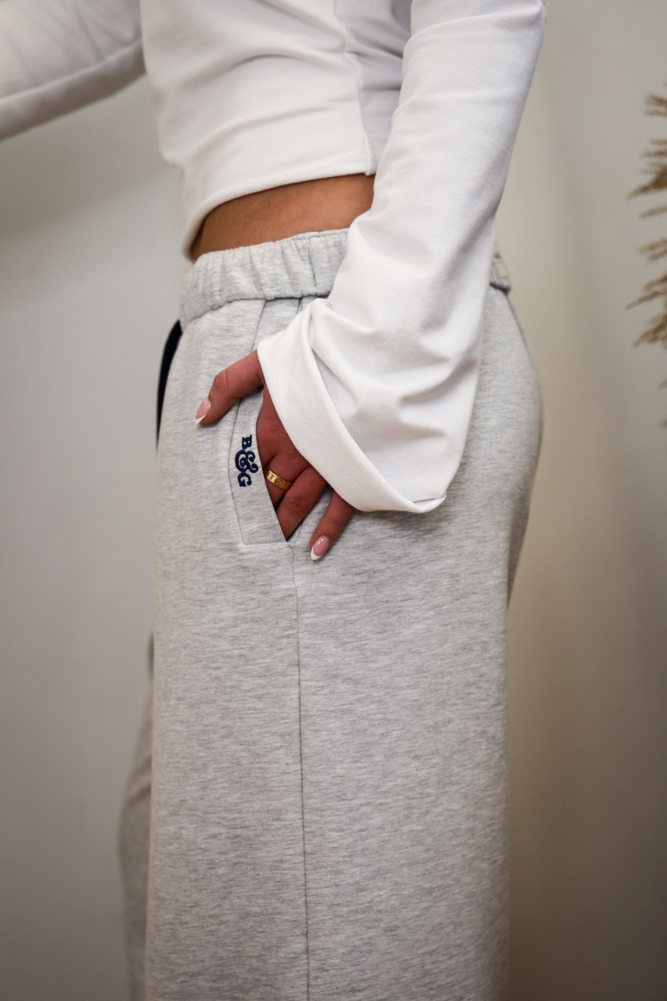 Tilly Wide Leg Joggers light grey/navy - Babble & Goose